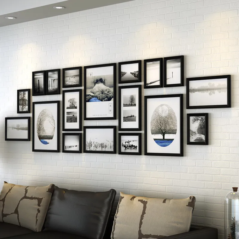 Расположение фотографий на стене одного формата