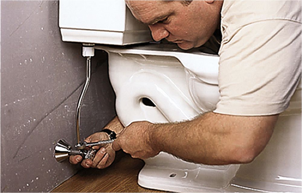 Как спрятать шланг от унитаза. Нужны специалисты по установке унитазов. Монтаж туалета Грохер. Монтаж унитаза Курчатов