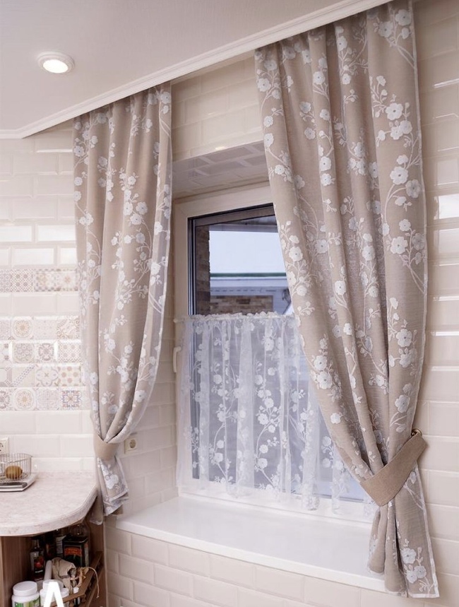  шторы до подоконника: занавески в спальню без балкона .