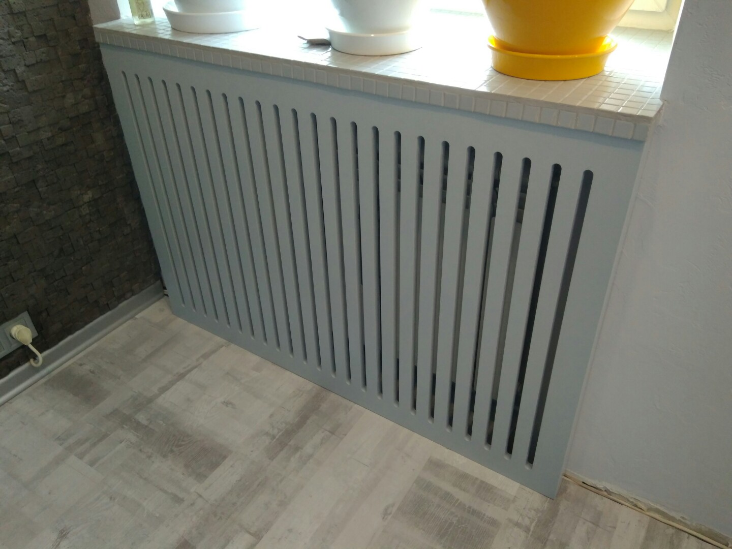 Декоративный экран на радиатор отопления из мдф 91 фото